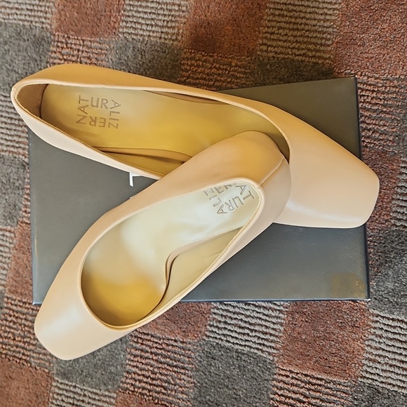 Naturalizer Warner size 11 - Picture 2 of 4